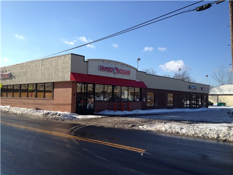 suburban retail center store space lease